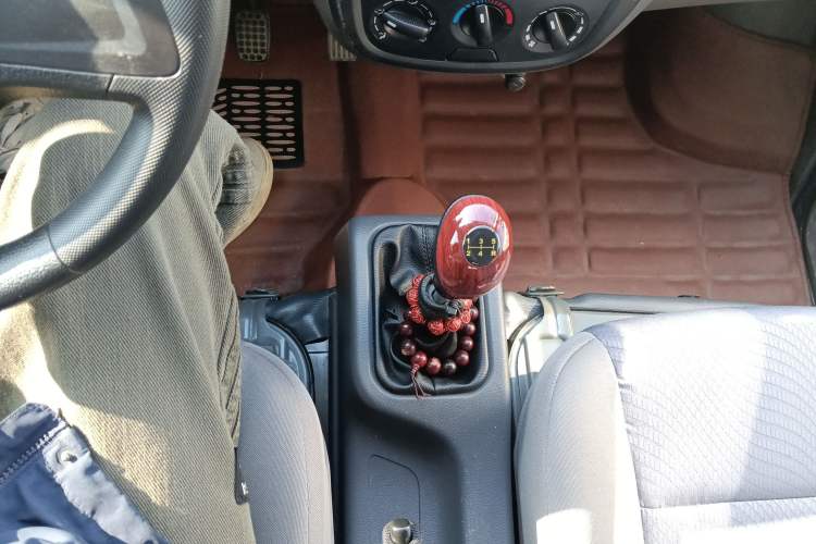 Used Wuling Zhiguang 2015 1.2L S Practical Model LSI