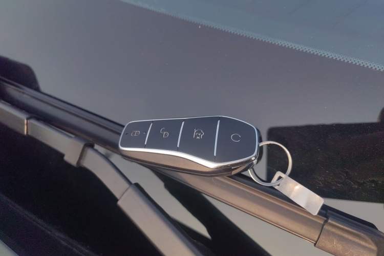 Used BYD Song L EV 2025 Intelligent Driving Version 550 km Excellence Edition