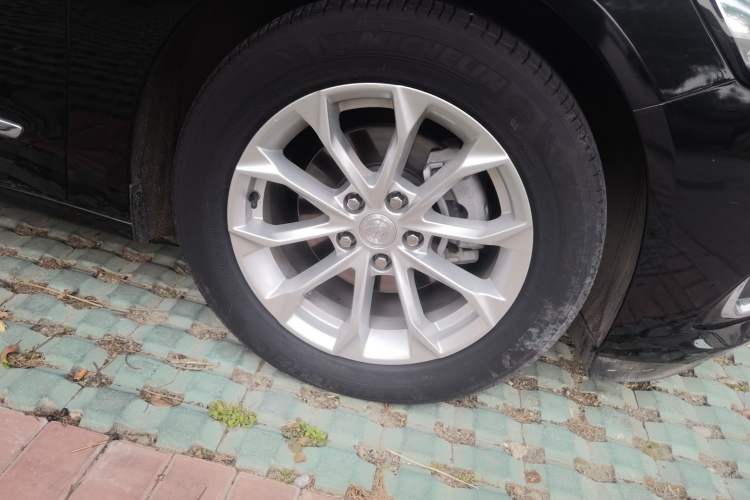 Used Buick LaCrosse 2022 552T Luxury Version
