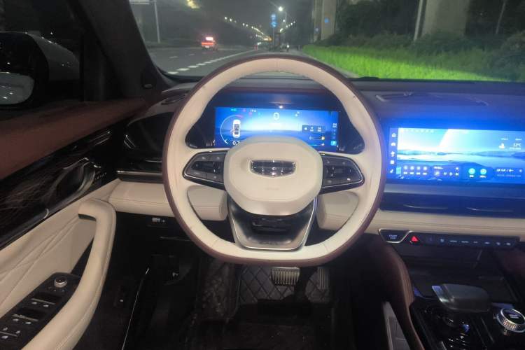 Used Geely Auto Monjaro L 2021 2.0TD DCT EVO Two-Wheel Drive Smart Luxury Version
