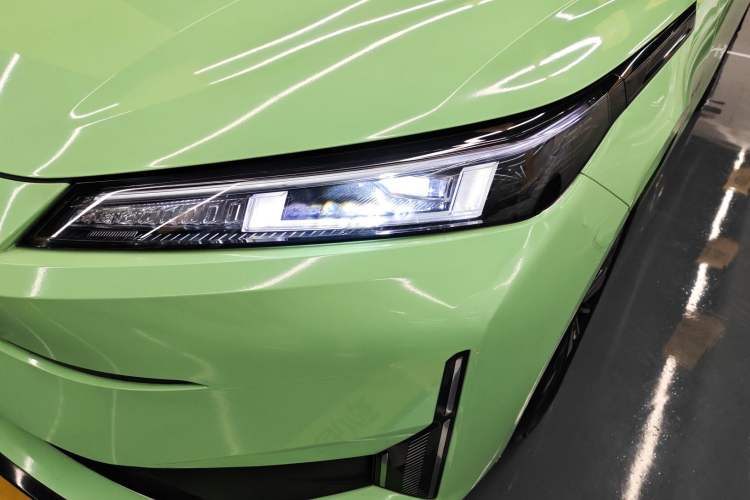 Used  A05 2024 70 Pro
