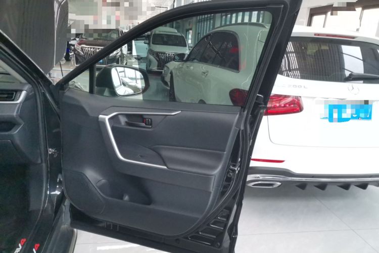 Used Toyota RAV4 2020 2.0L CVT Two-Wheel Drive Urban Edition
