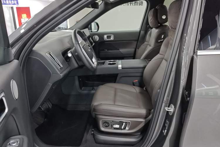 Used Li Auto L8 2023 Pro Model
