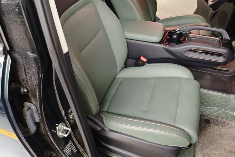 Used  03 2024 401km Two-Wheel Drive Standard Advanced Version
