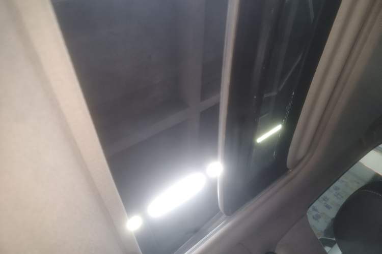 Used Toyota Camry 2016 2.0G 10th Anniversary Leading Edition
