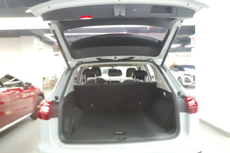 Used Volkswagen Tayron 2020 330TSI Two-Wheel Drive Luxury Smart Connectivity Version