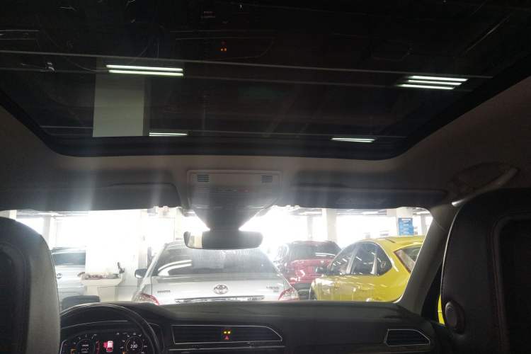 Used Volkswagen Tiguan 2018 330TSI All-Wheel-Drive Innovation Model
