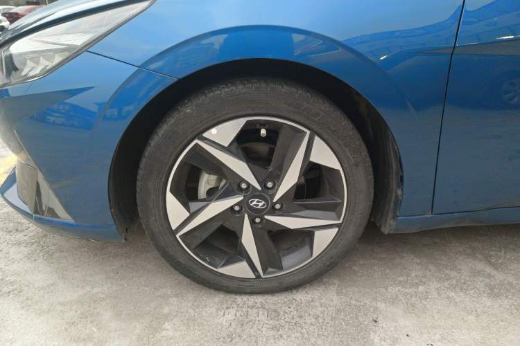 Used Hyundai Elantra 2021 1.5L CVT GLX Elite Edition
