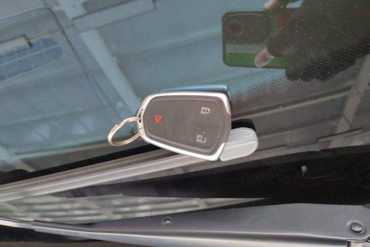 Used Cadillac XT5 2018 25T Tech Model
