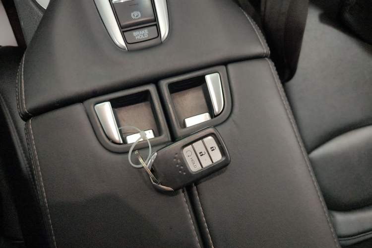 Used Honda Avancier 2017 240TURBO Two-Wheel Drive Elite Edition
