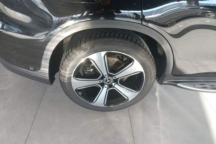 Used Mercedes-Benz GLC 2019 Refreshed GLC 300 L 4MATIC Dynamic Edition
