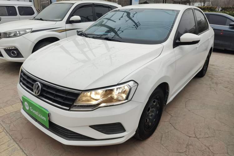 Used Volkswagen Jetta 2017 1.4L Manual Fashion Edition