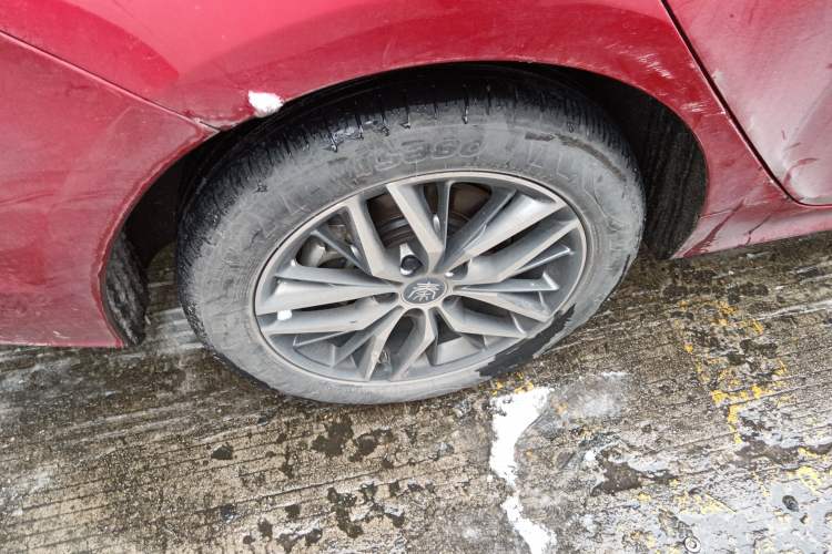 Used BYD Qin PLUS 2021 EV 400KM Luxury Model
