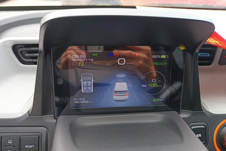 Used Wuling Hongguang MINIEV 2021 Macaron Fashion Edition Lithium-Ion Battery
