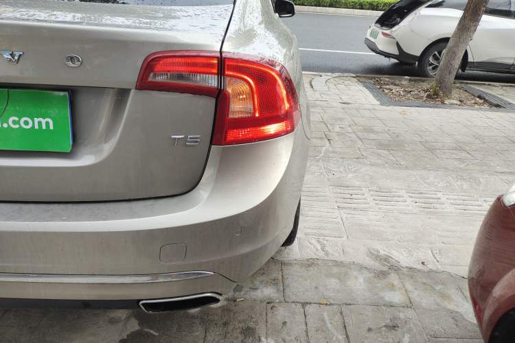 Used Volvo S60 2015 S60L T5 Intelligent Drive Edition
