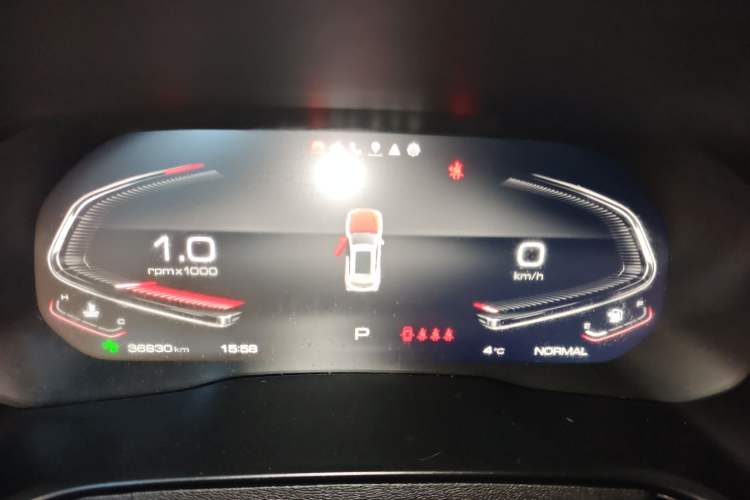 Used Wey VV5 2021 1.5T Two-Wheel Drive Smart Pioneer
