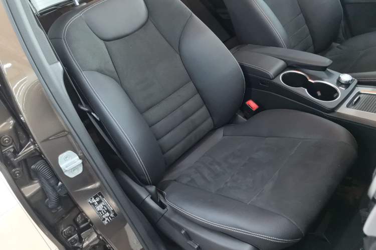 Used Mercedes-Benz GLK-Class 2014 GLK 200 Standard Model