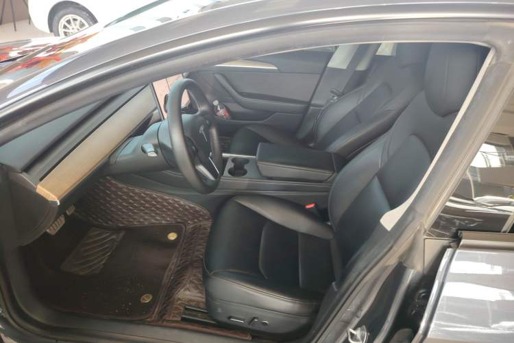 Used Tesla Model 3 2021 Revised Version II – Performance High-Performance All-Wheel-Drive Edition
