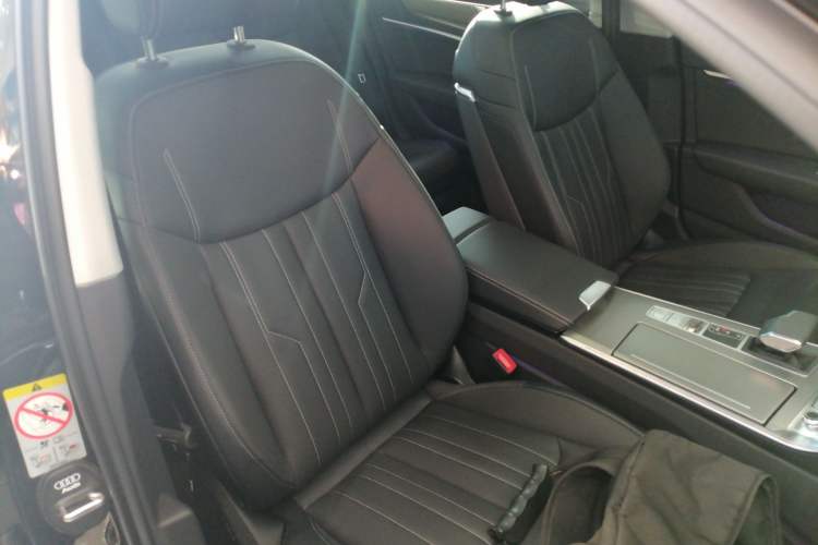 Used Audi A6L 2025 45 TFSI Prestige Dynamic Edition + Ventilated Comfort Package
