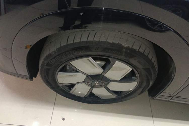 Used XPeng X9 2024 702 Ultra-Long Range Pro
