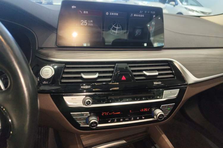 Used BMW 5 Series 2019 530Li Leading Model Luxury Package
