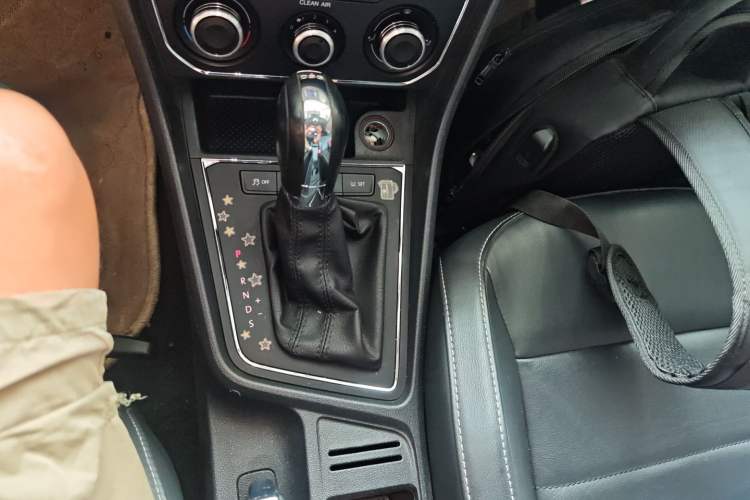 Used Volkswagen Gran Lavida 2015 230TSI DSG Comfort Edition
