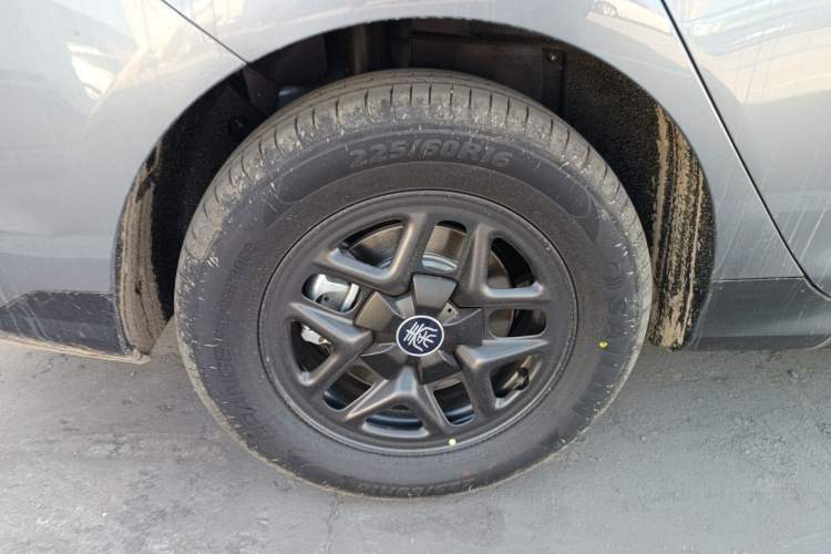 Used BYD Qin PLUS 2025 DM-i Smart Drive 55KM Leading Model
