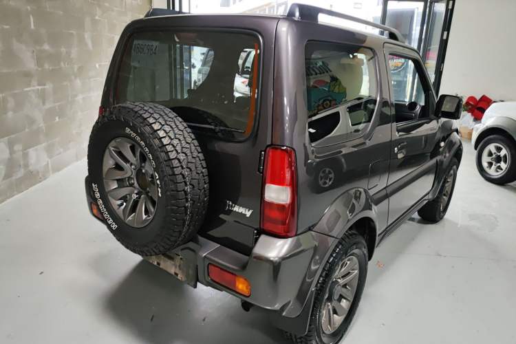 Used Suzuki Jimny 2015 1.3 MT JLX
