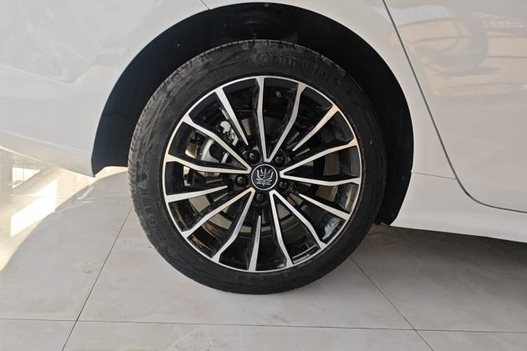 Used BYD Qin PLUS 2021 EV 600KM Flagship Model
