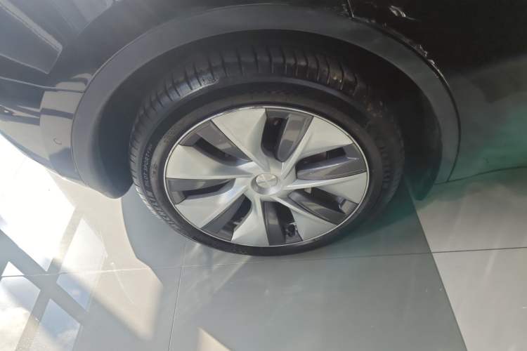 Used Tesla Model Y 2022 Rear-Wheel-Drive Version
