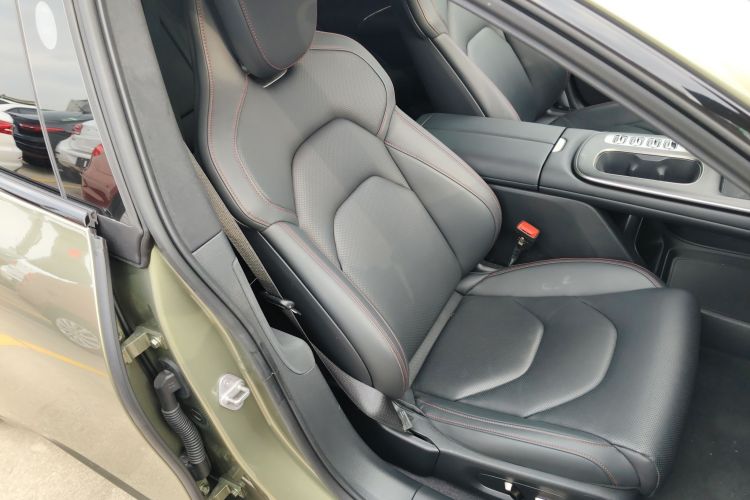 Used  SU7 2024 Four-Wheel Drive Ultra-Long Range Advanced Intelligent Driving Max Edition
