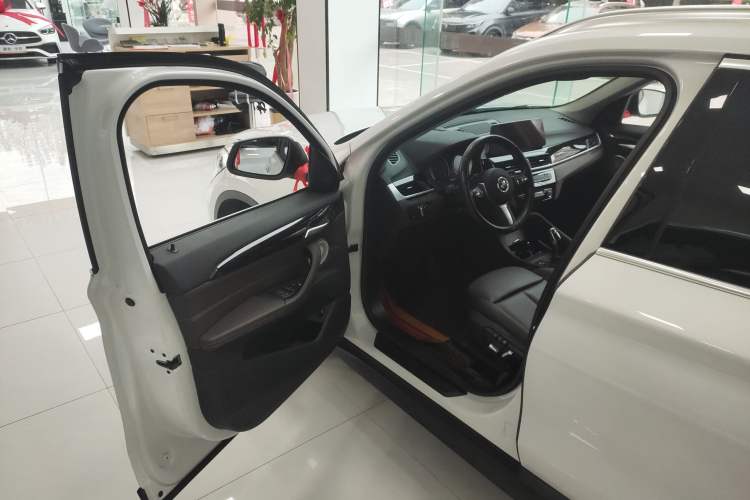 Used BMW X1 2021 sDrive25Li Leading Model
