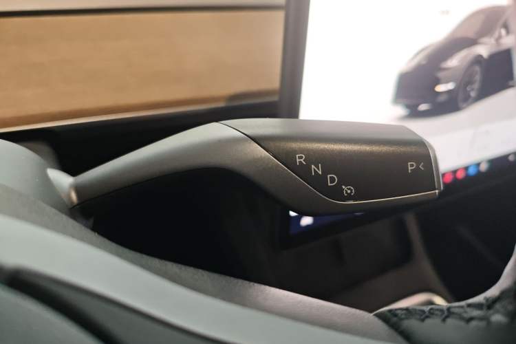 Used Tesla Model Y 2022 Rear-Wheel-Drive Version
