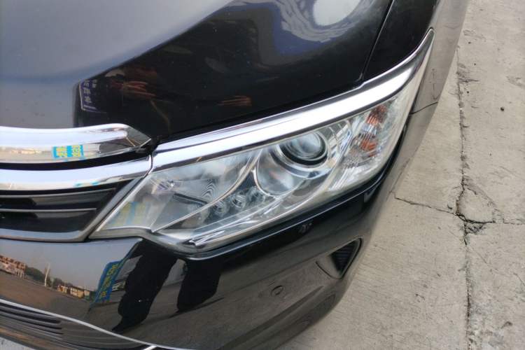 Used Toyota Camry 2016 2.0G 10th Anniversary Leading Edition
