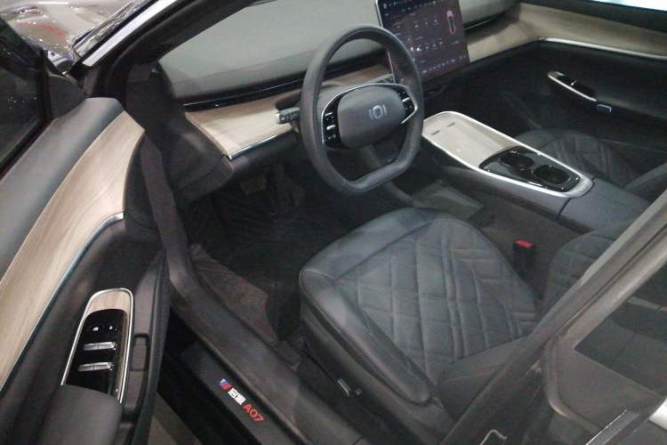 Used  A07 2024 All-Electric "Real Bargain" Version 515 Elite Model 58.9 kWh