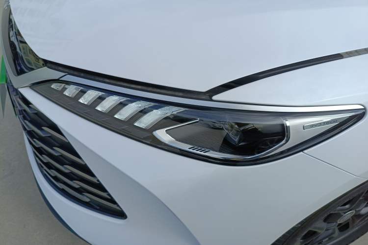 Used BYD Qin PLUS 2025 DM-i Smart Drive 55KM Leading Model