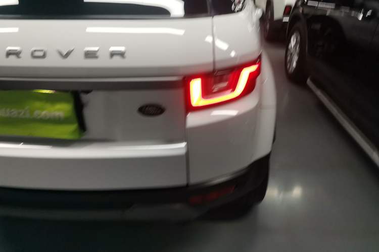 Used Land Rover Range Rover Evoque 2018 240 PS SE Smart Brilliance Edition