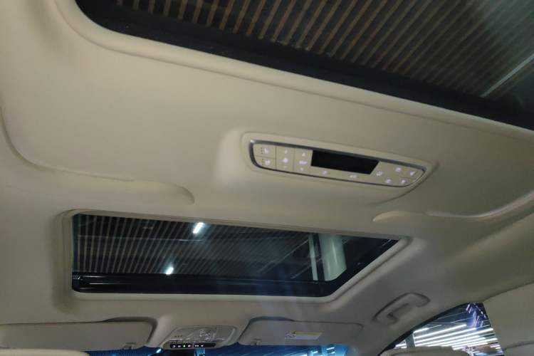 Used Buick GL8 2023 ES Lu Zun Luxury Model
