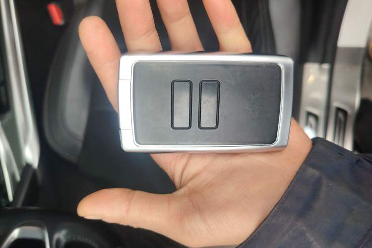 Used Renault Koleos 2017 2.0L Two-Wheel Drive Luxury Edition
