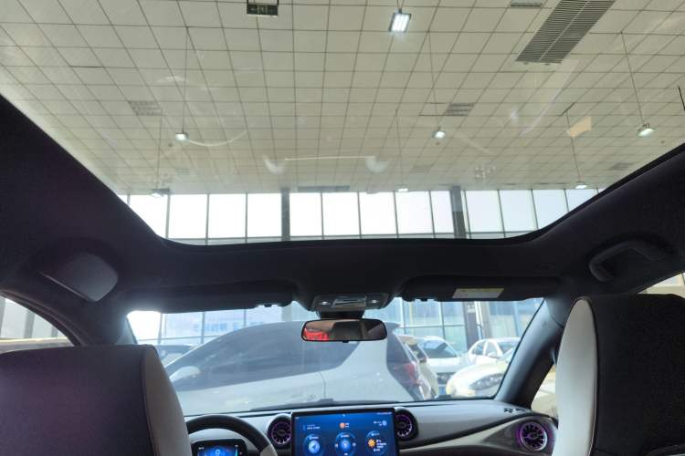 Used BYD Dolphin 2023 420 km Fashion Edition
