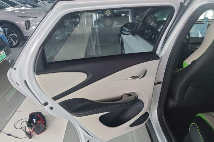 Used BYD Dolphin 2021 405 km Fashion Edition
