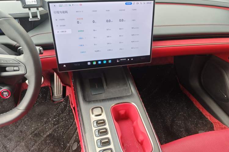 Used  SU7 2024 Four-Wheel Drive Ultra-Long Range Advanced Intelligent Driving Max Edition
