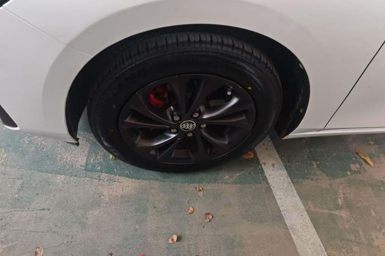 Used Buick Verano 2023 Pro GS Hunter Wind Edition
