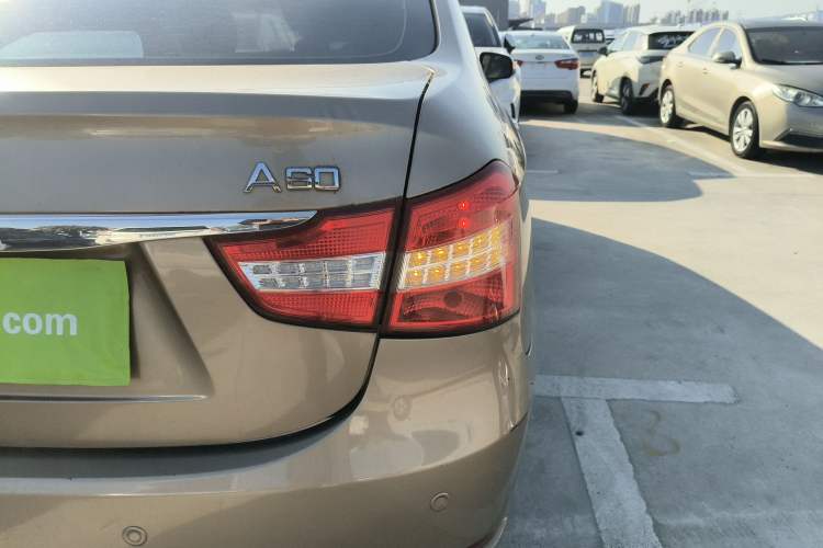 Used Dongfeng Aeolus A60 2012 1.6L Manual Prestige Edition
