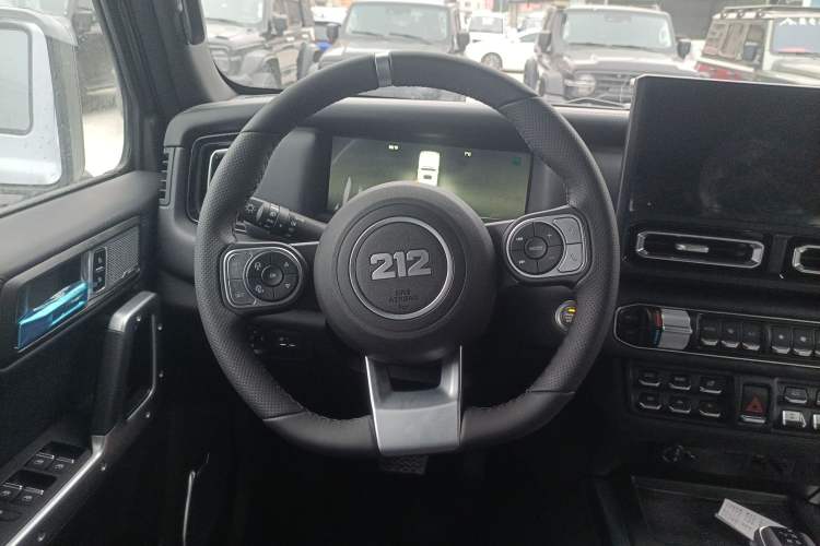 Used  T01 2024 2.0T Explorer
