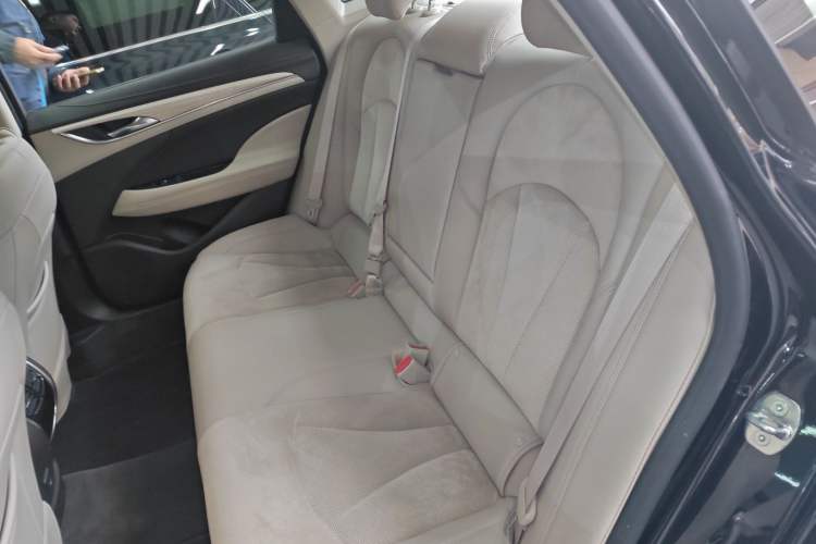 Used Buick LaCrosse 2018 30H Elite Edition
