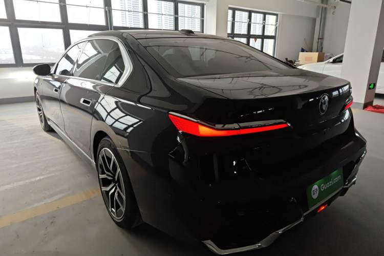 Used BMW 7 Series 2023 735Li M Sport Package