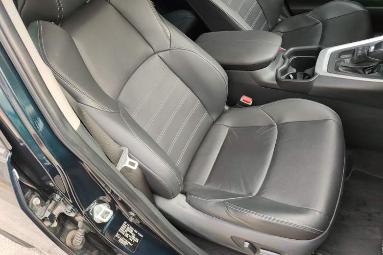 Used Toyota Wildlander 2023 2.0L CVT Four-Wheel Drive Luxury PLUS Edition
