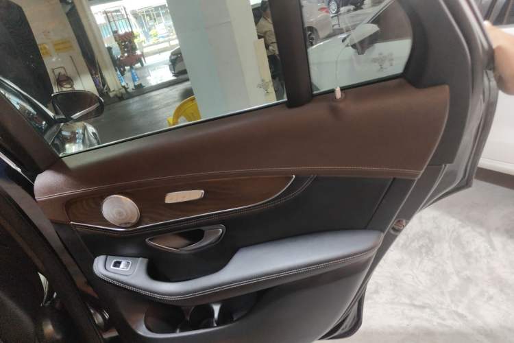 Used Mercedes-Benz GLC 2020 GLC 260 L 4MATIC Luxury Model
