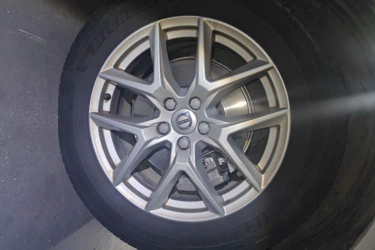 Used Volvo XC60 2019 T5 4x4 Smart Edition China V Standard
